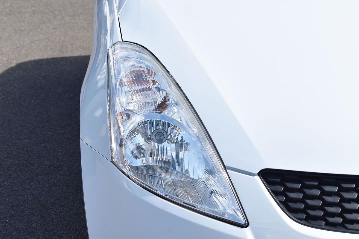 2011 Suzuki Swift GL FZ