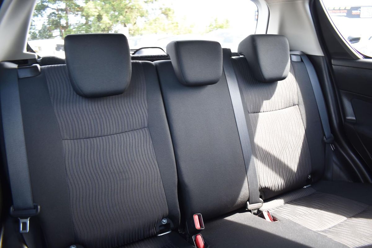 2011 Suzuki Swift GL FZ