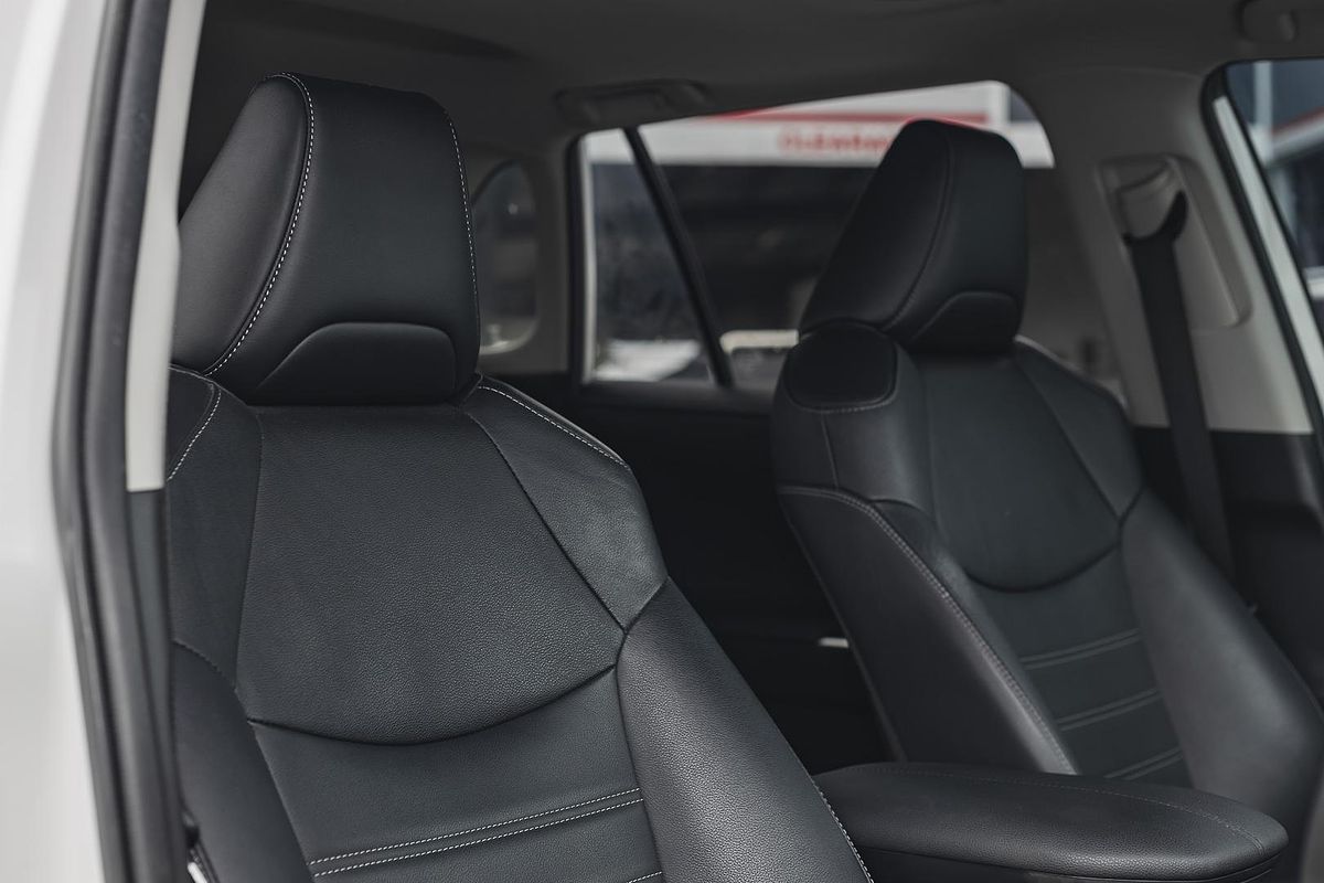 2020 Toyota RAV4 Cruiser MXAA52R