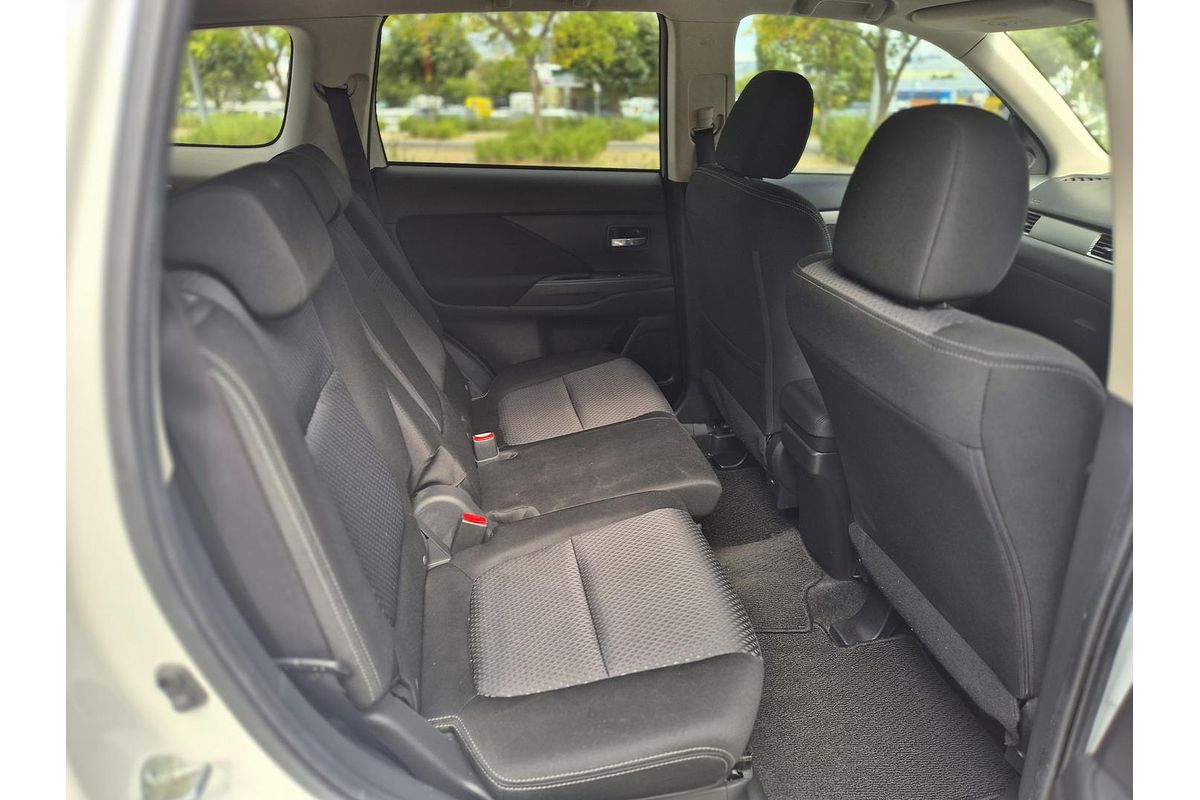 2018 Mitsubishi Outlander LS ZL