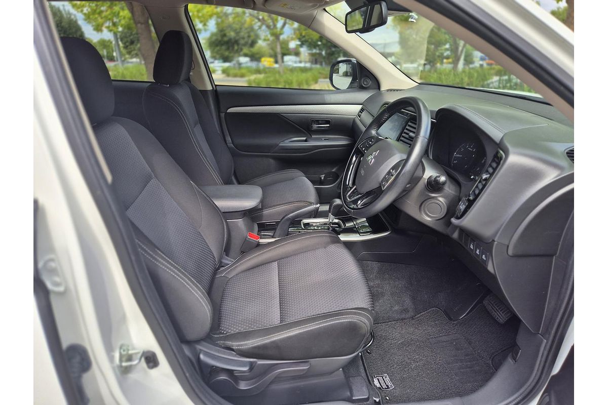 2018 Mitsubishi Outlander LS ZL