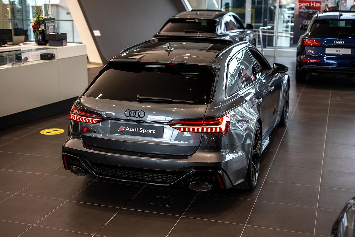 2025 Audi RS6 Performance C8