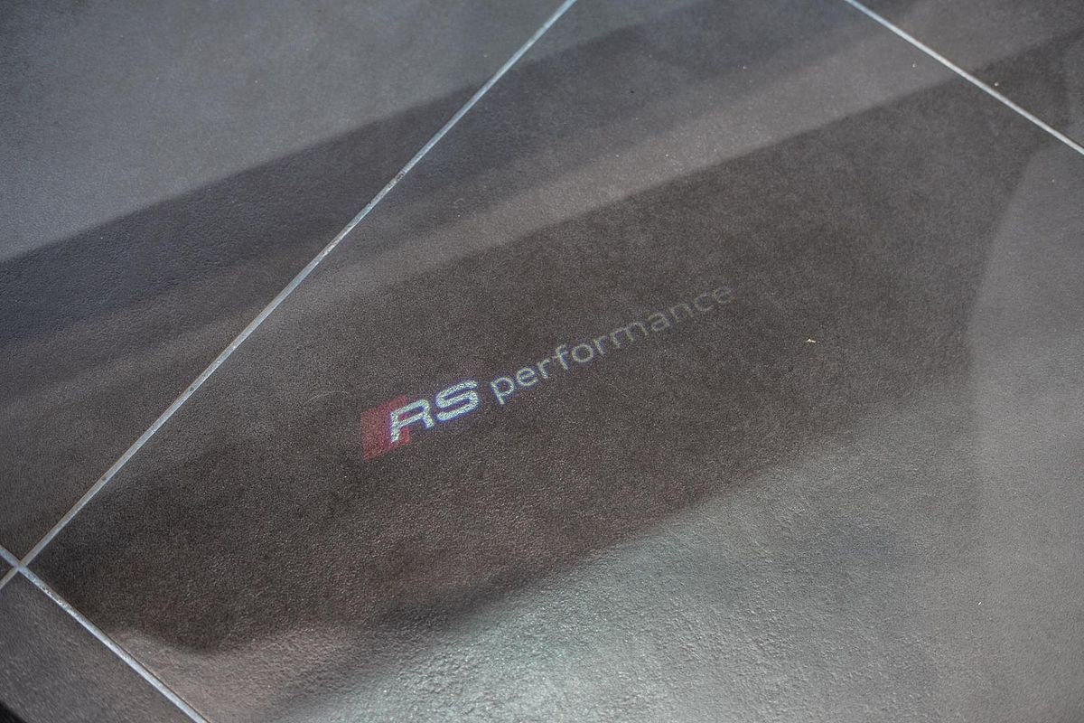 2025 Audi RS6 Performance C8