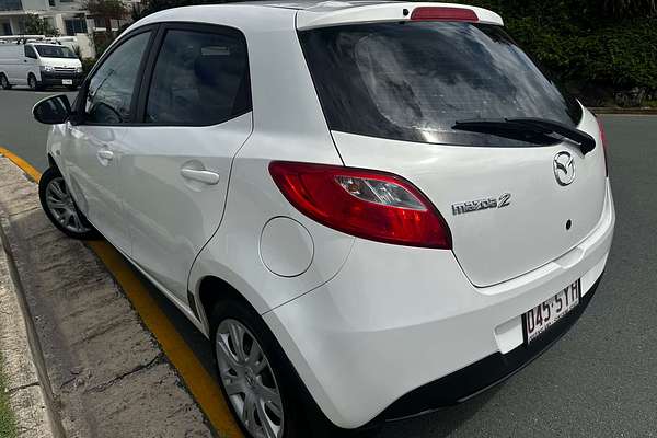 2013 Mazda 2 Neo DE Series 2