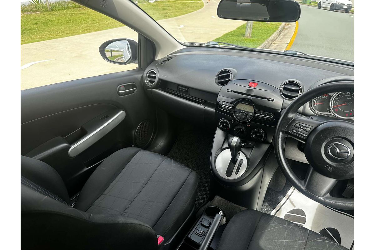 2013 Mazda 2 Neo DE Series 2