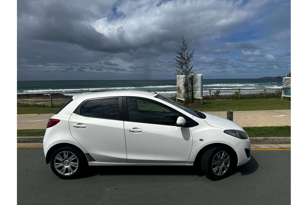 2013 Mazda 2 Neo DE Series 2