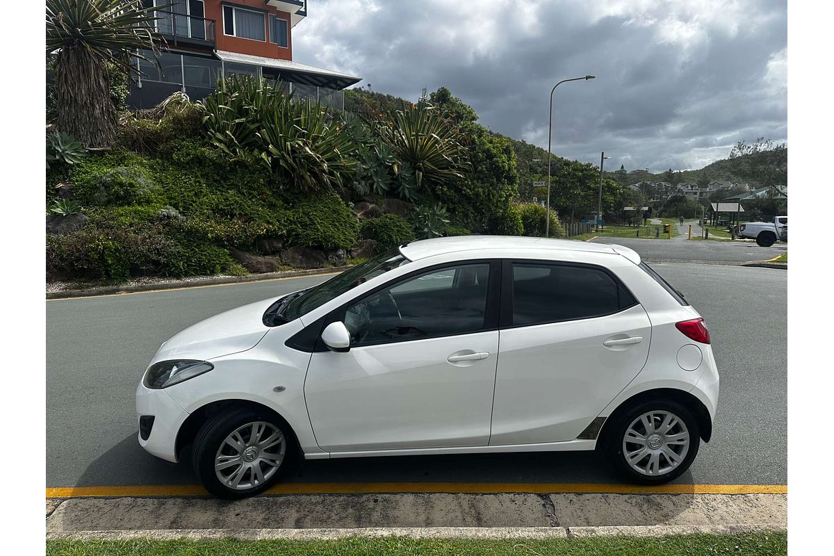 2013 Mazda 2 Neo DE Series 2