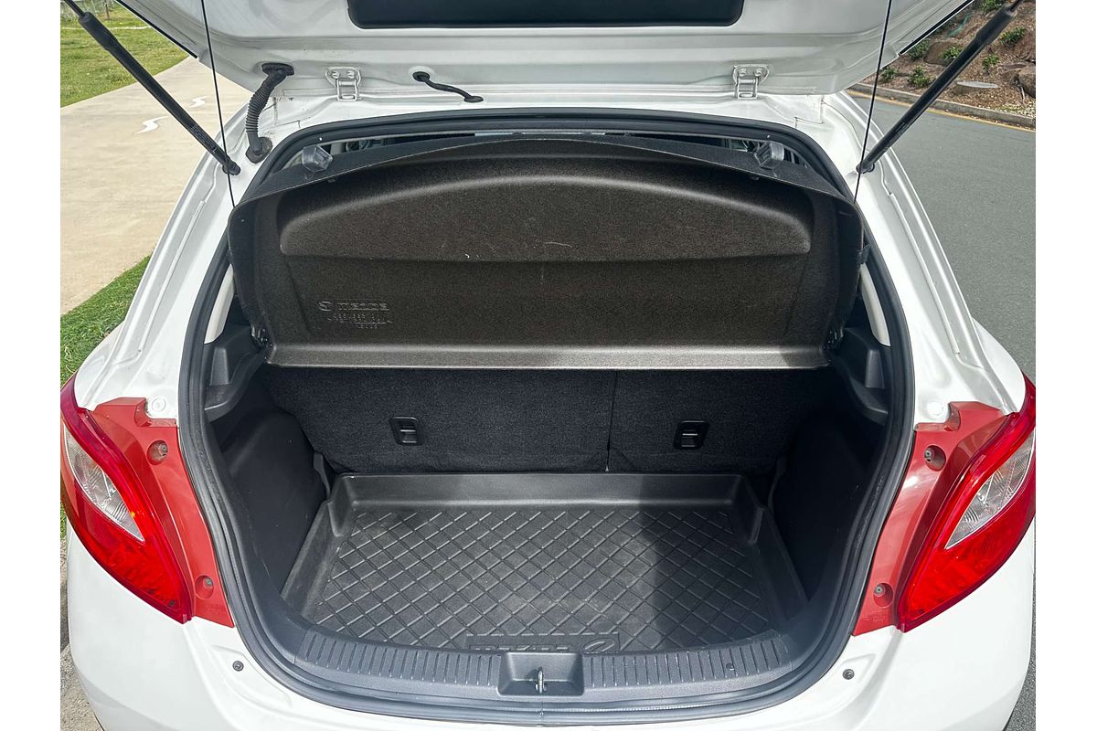 2013 Mazda 2 Neo DE Series 2