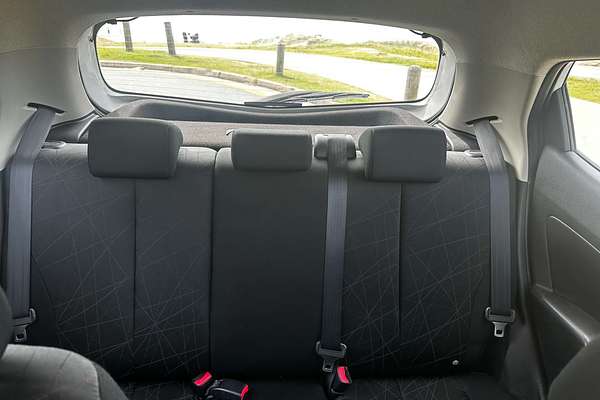 2013 Mazda 2 Neo DE Series 2