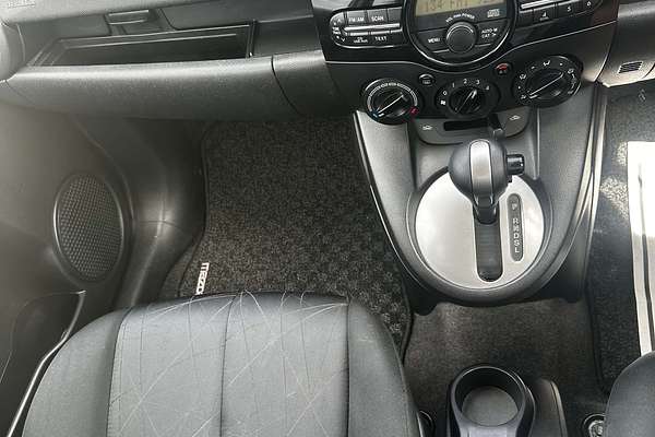 2013 Mazda 2 Neo DE Series 2