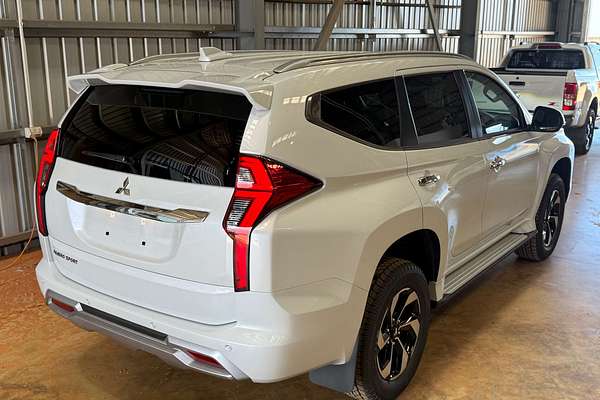 2025 Mitsubishi Pajero Sport GLS QG