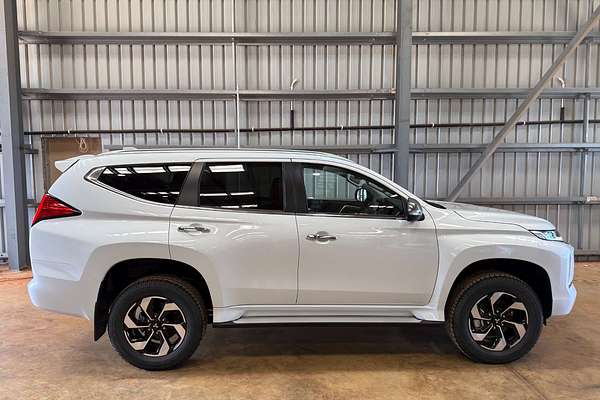 2025 Mitsubishi Pajero Sport GLS QG