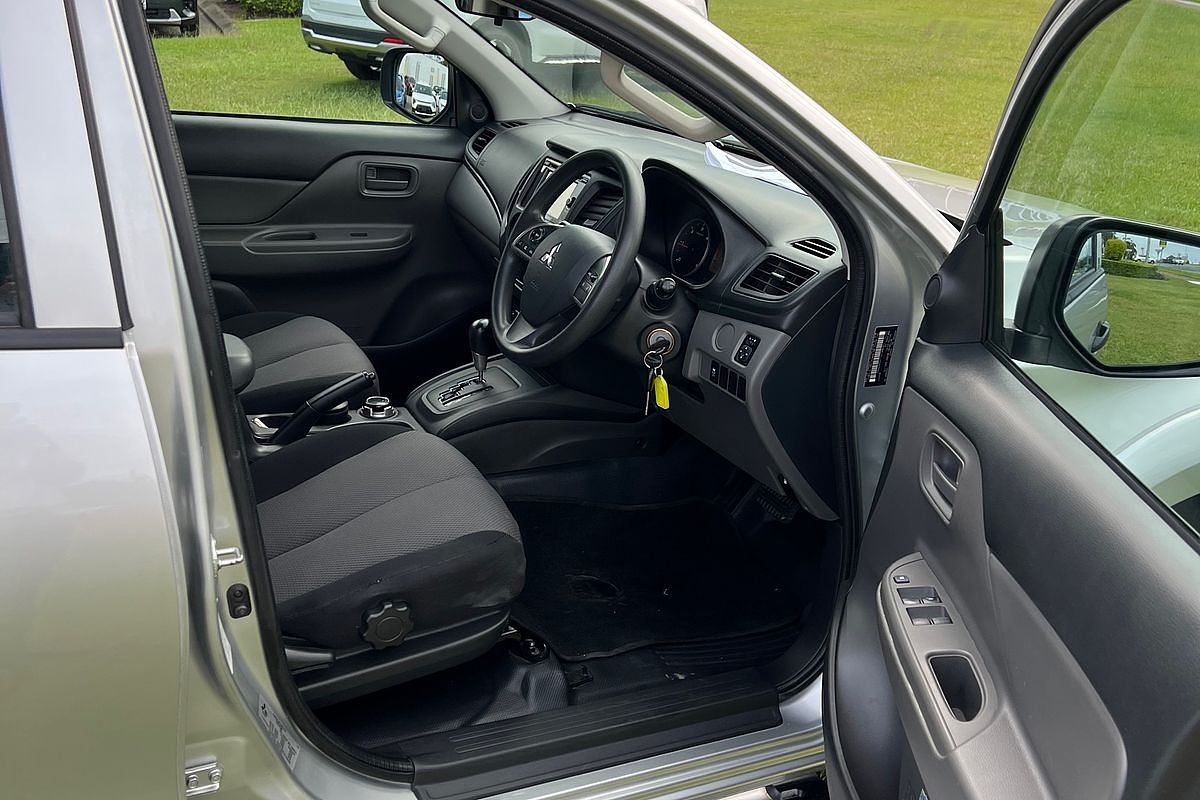 2016 Mitsubishi Triton GLX+ MQ 4X4