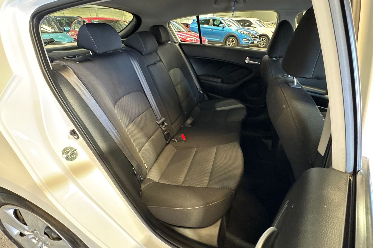 2016 Kia Cerato S YD