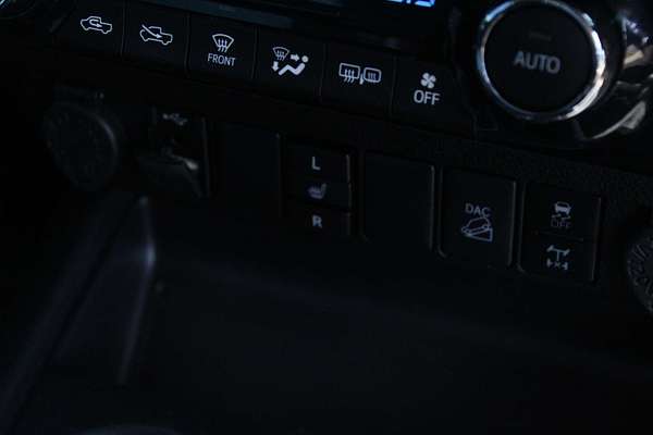 2021 Toyota Hilux SR5 GUN126R 4X4