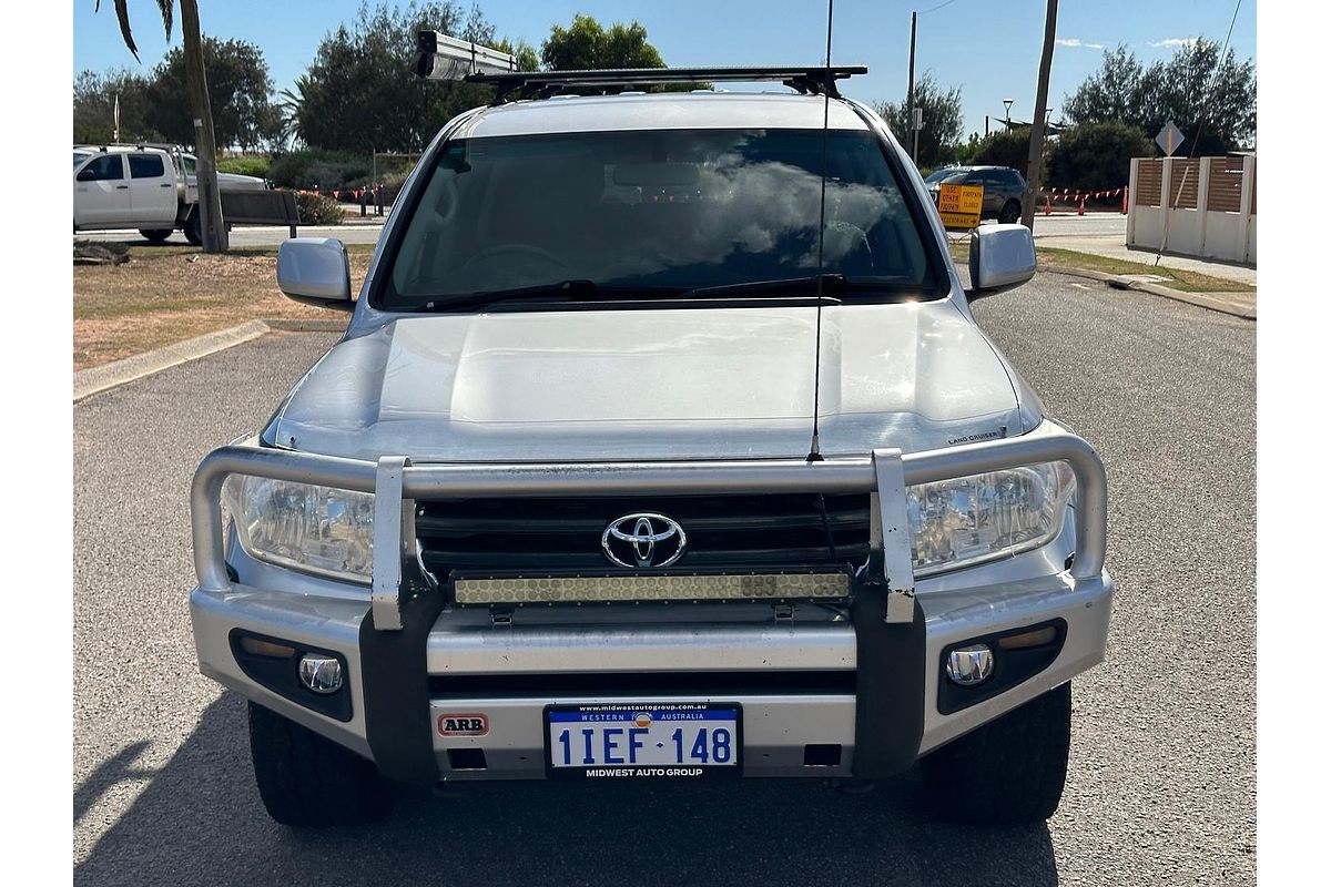 2011 Toyota Landcruiser GXL VDJ200R
