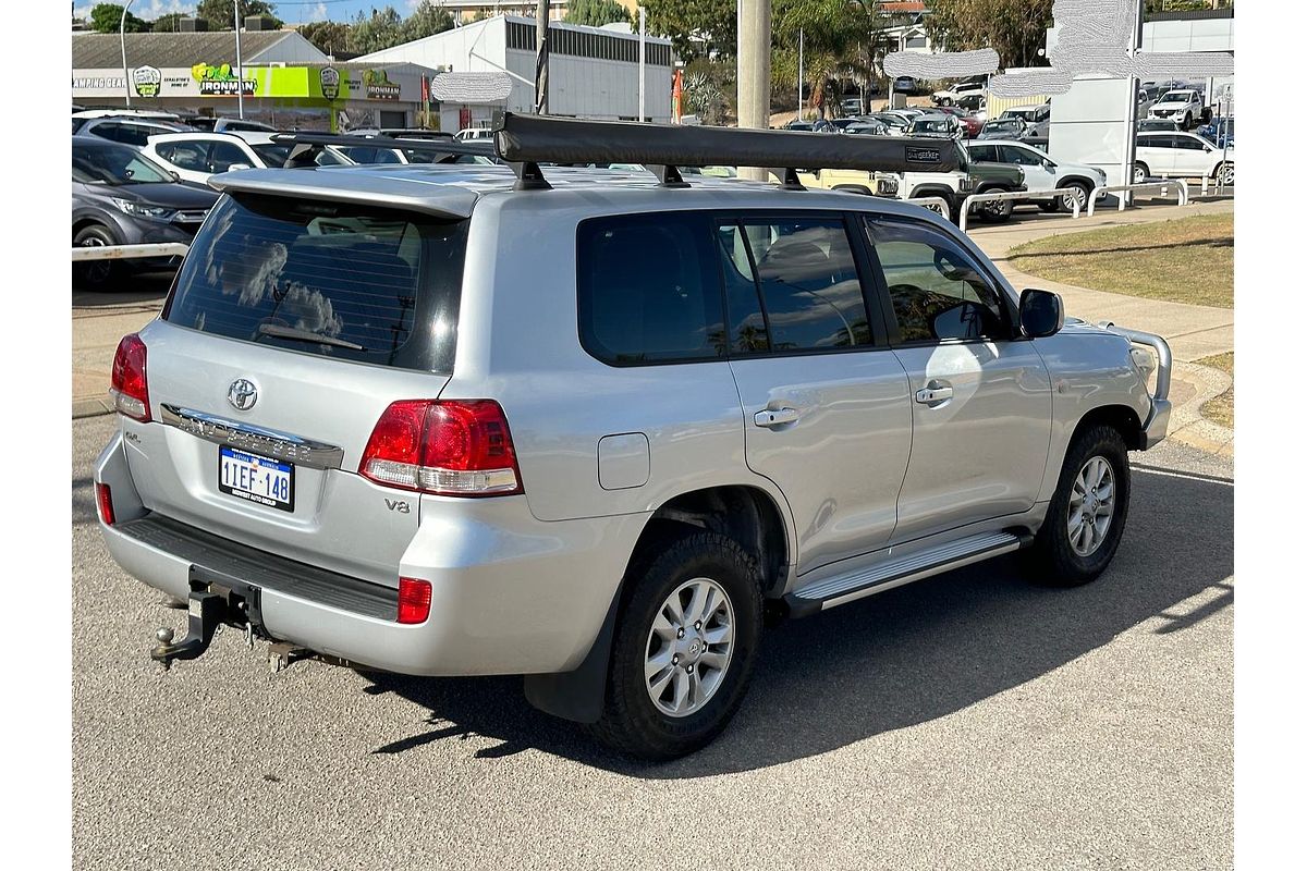 2011 Toyota Landcruiser GXL VDJ200R