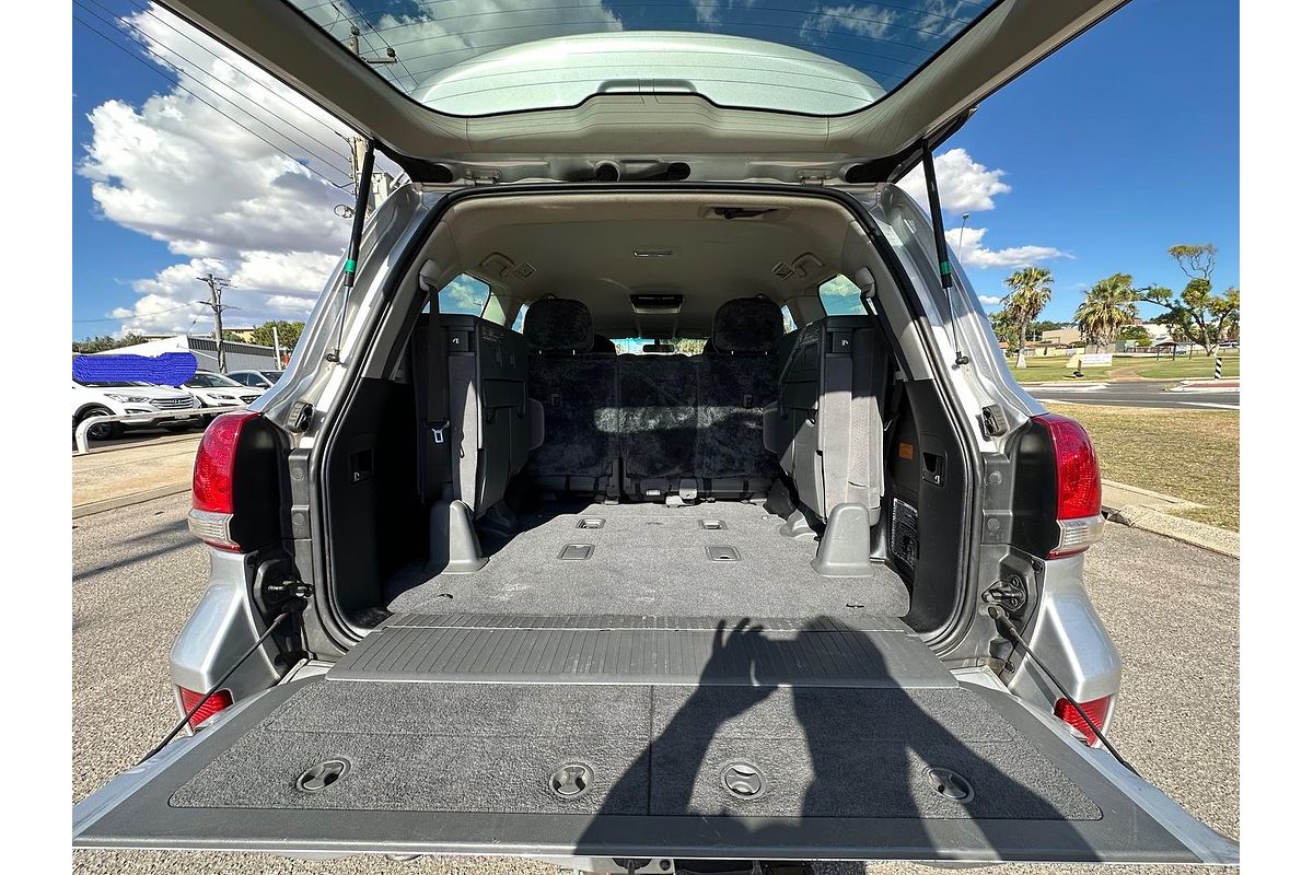 2011 Toyota Landcruiser GXL VDJ200R
