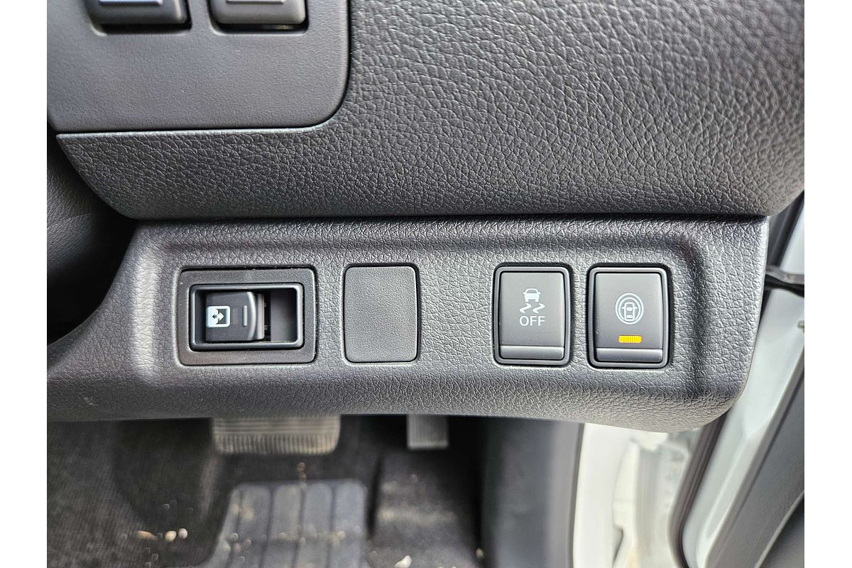 2024 Nissan Navara ST D23 4X4