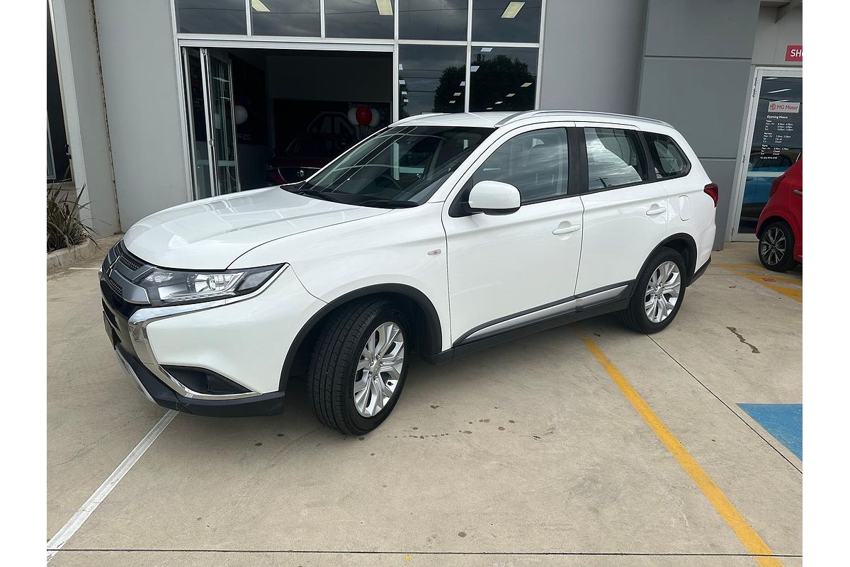 2020 Mitsubishi Outlander ES ZL