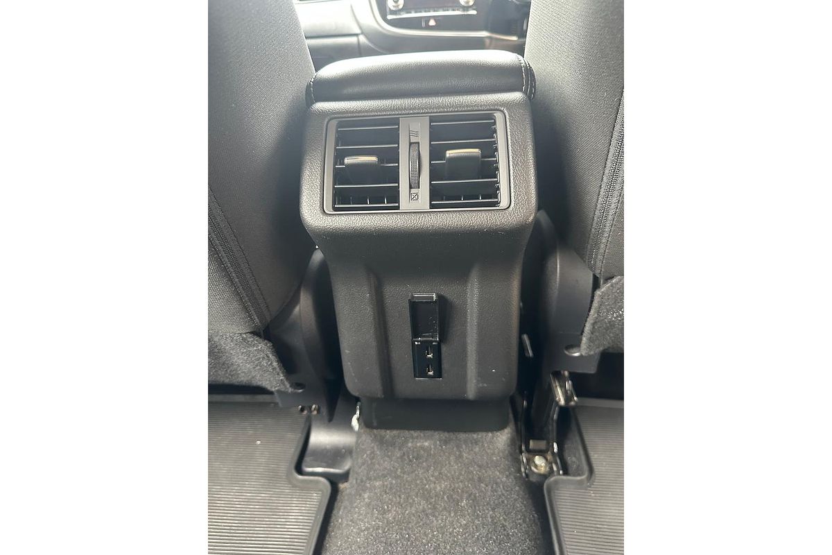 2020 Mitsubishi Outlander ES ZL