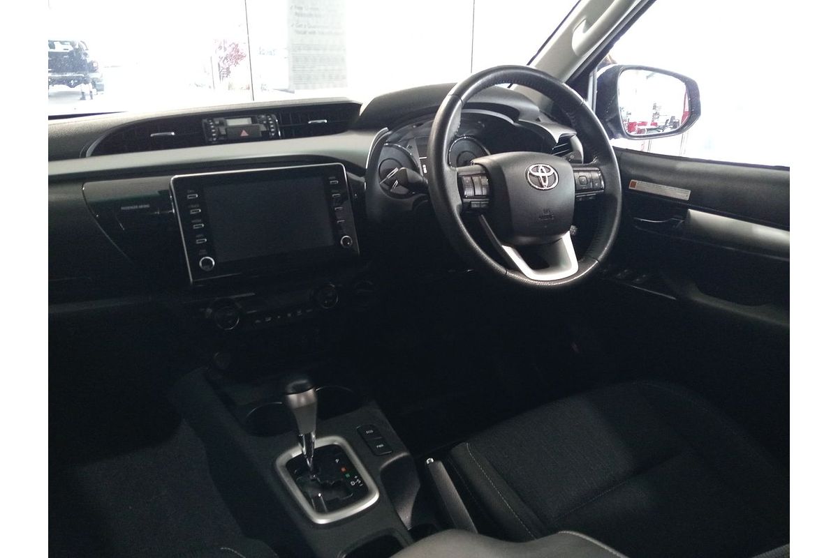 2022 Toyota Hilux SR5 GUN126R 4X4