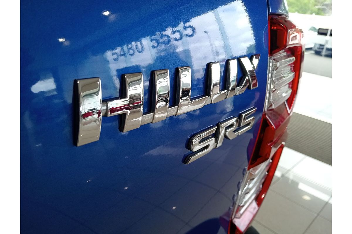 2022 Toyota Hilux SR5 GUN126R 4X4