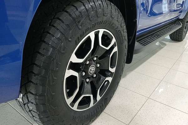 2022 Toyota Hilux SR5 GUN126R 4X4