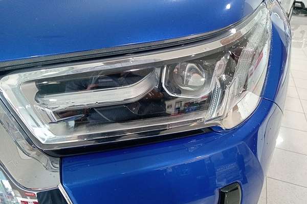 2022 Toyota Hilux SR5 GUN126R 4X4