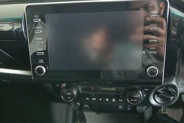2022 Toyota Hilux SR5 GUN126R 4X4