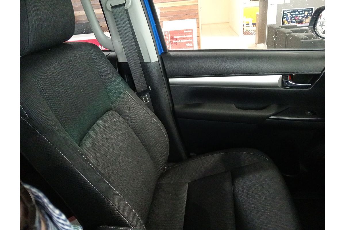 2022 Toyota Hilux SR5 GUN126R 4X4