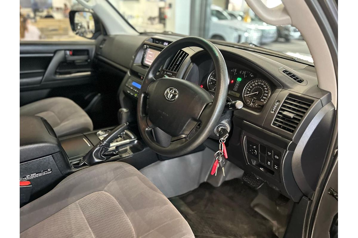2020 Toyota Landcruiser GX VDJ200R