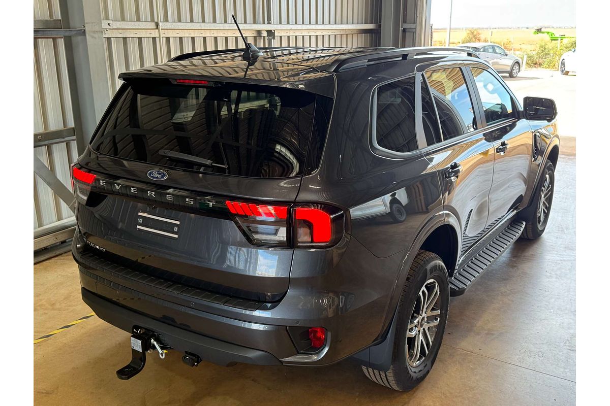 2025 Ford Everest Trend