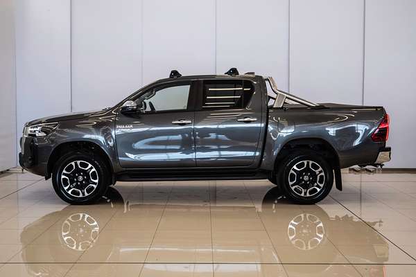 2022 Toyota Hilux SR5 GUN126R 4X4