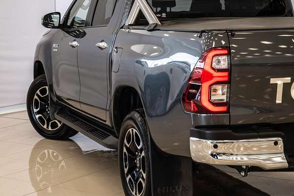 2022 Toyota Hilux SR5 GUN126R 4X4