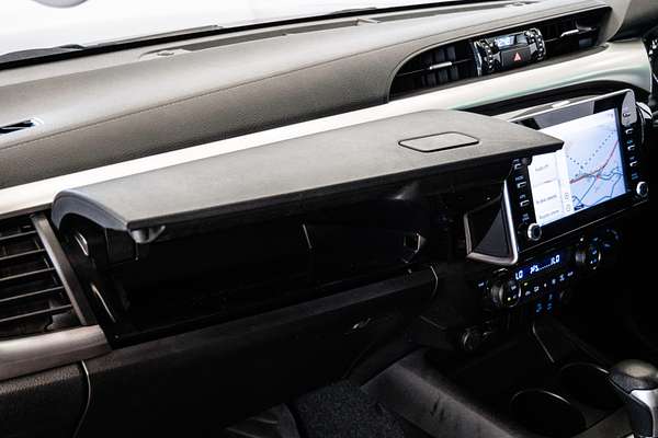 2022 Toyota Hilux SR5 GUN126R 4X4