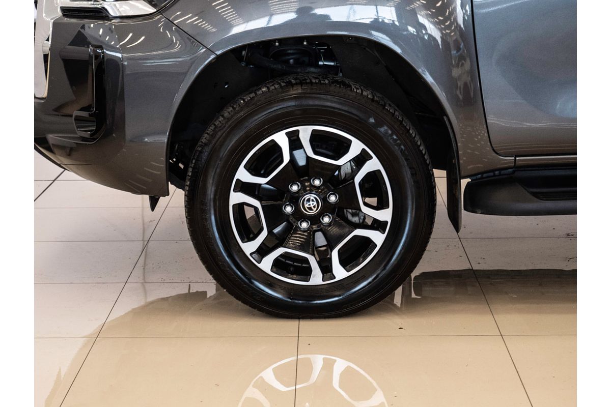 2022 Toyota Hilux SR5 GUN126R 4X4