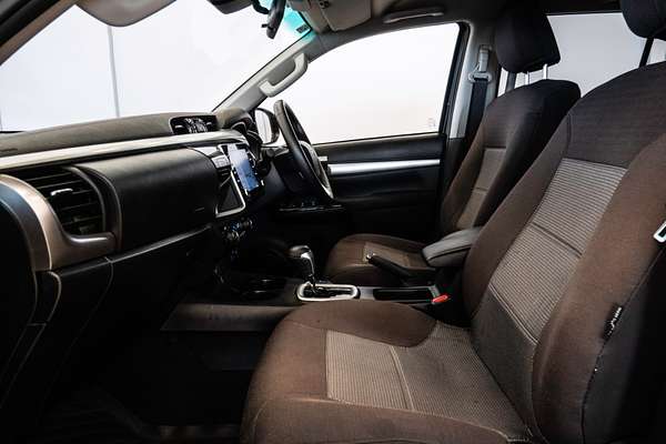 2022 Toyota Hilux SR5 GUN126R 4X4