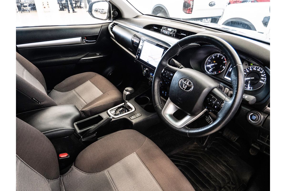 2022 Toyota Hilux SR5 GUN126R 4X4