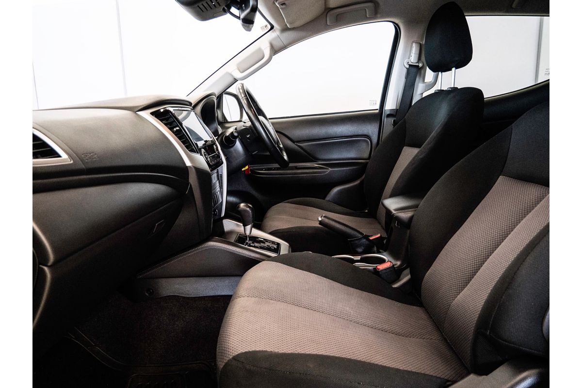 2020 Mitsubishi Triton GLX-R MR 4X4