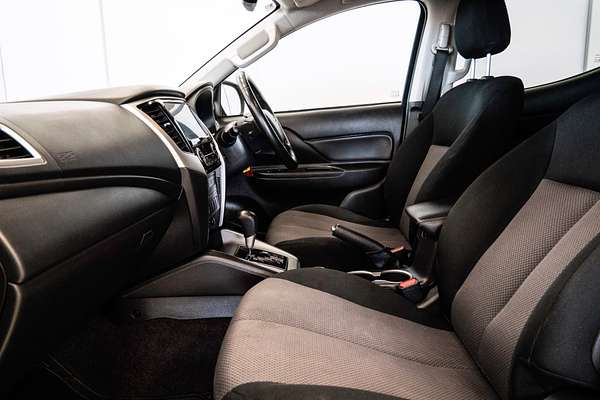 2020 Mitsubishi Triton GLX-R MR 4X4