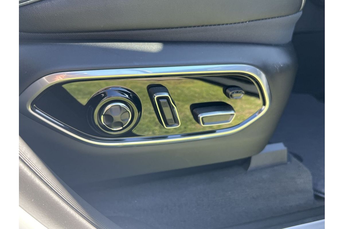 2023 Jeep Grand Cherokee Overland WL