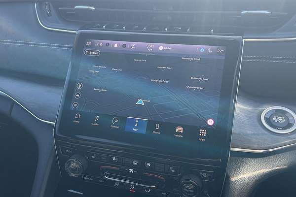 2023 Jeep Grand Cherokee Overland WL