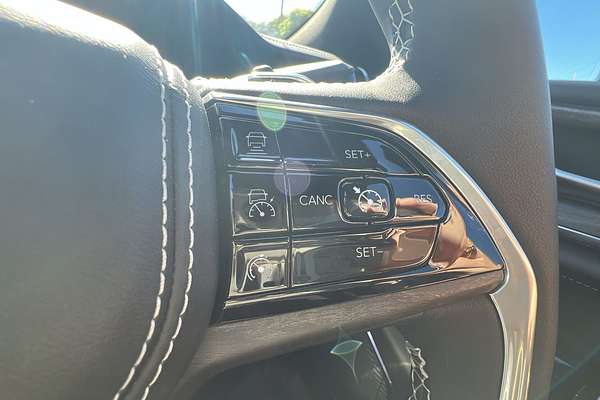 2023 Jeep Grand Cherokee Overland WL