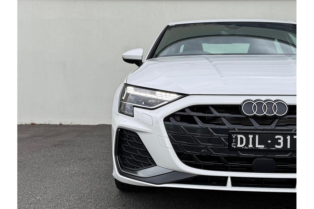 2024 Audi A3 35 TFSI S line GY