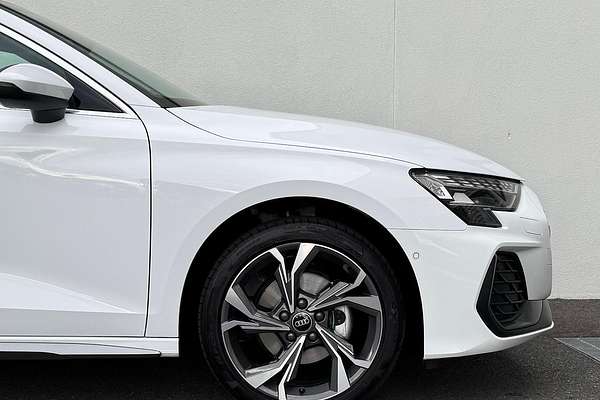 2024 Audi A3 35 TFSI S line GY