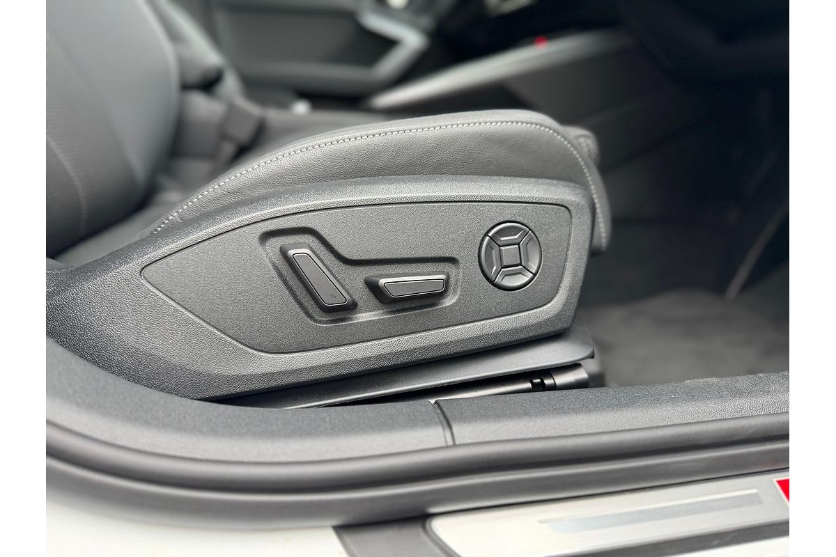 2024 Audi A3 35 TFSI S line GY