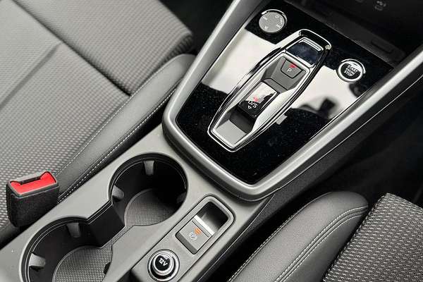 2024 Audi A3 35 TFSI S line GY