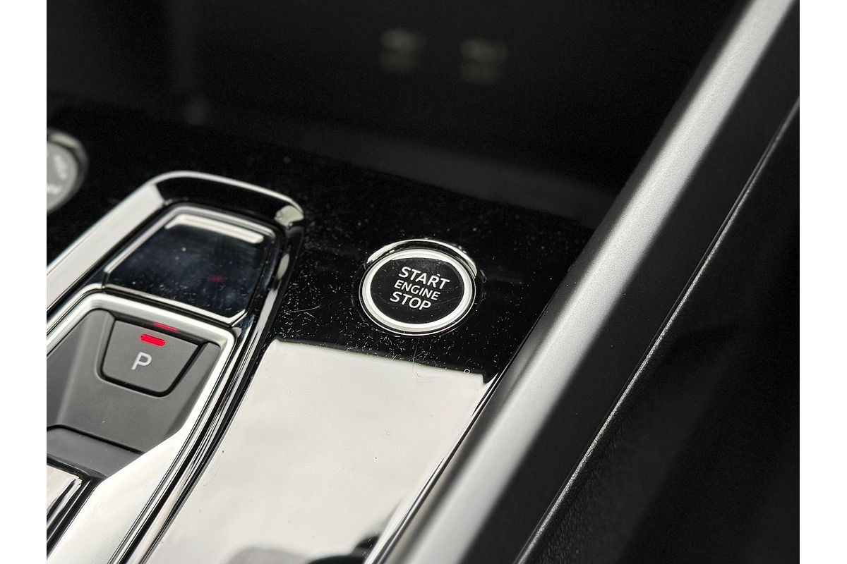 2024 Audi A3 35 TFSI S line GY