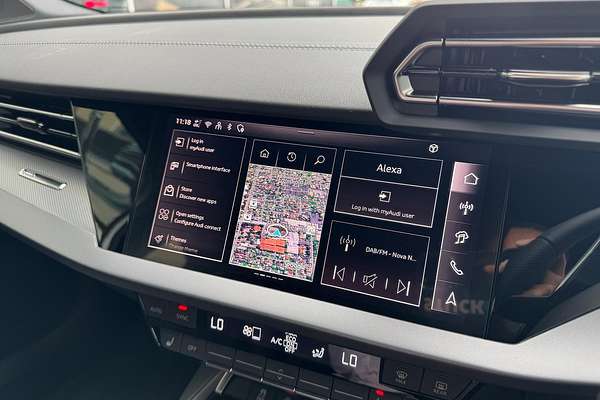 2024 Audi A3 35 TFSI S line GY